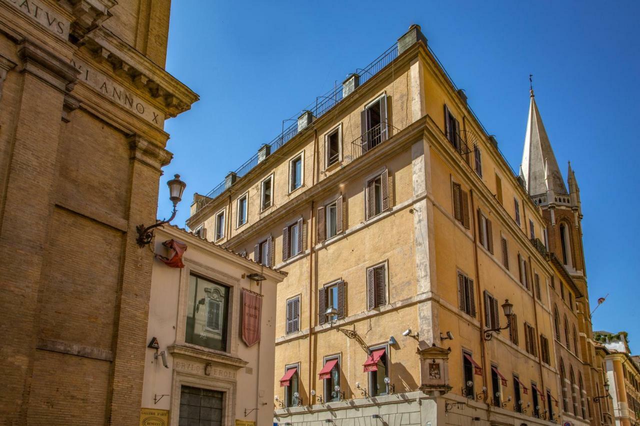 Pensión Residenza Canova Tadolini Luxury Rooms&suites 4*